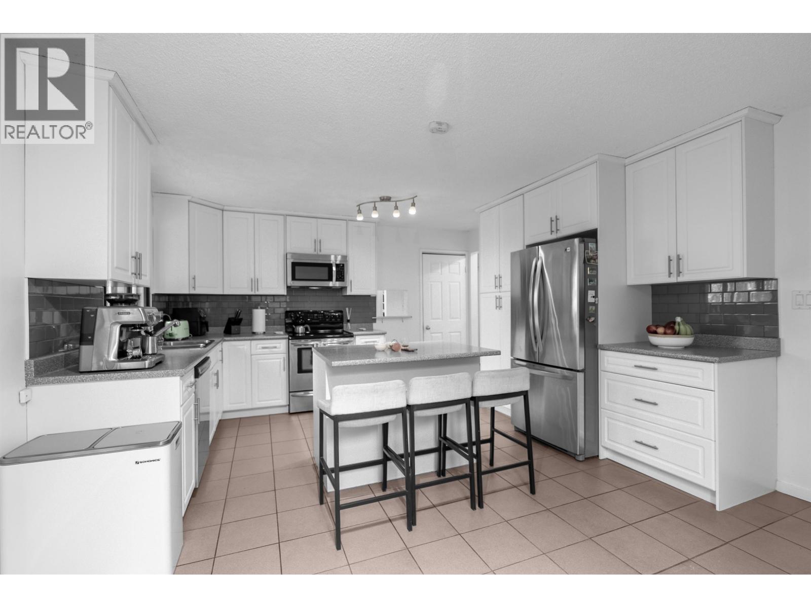 1835 Arborlynn Drive, North Vancouver, British Columbia  V7J 2V7 - Photo 12 - R3172792