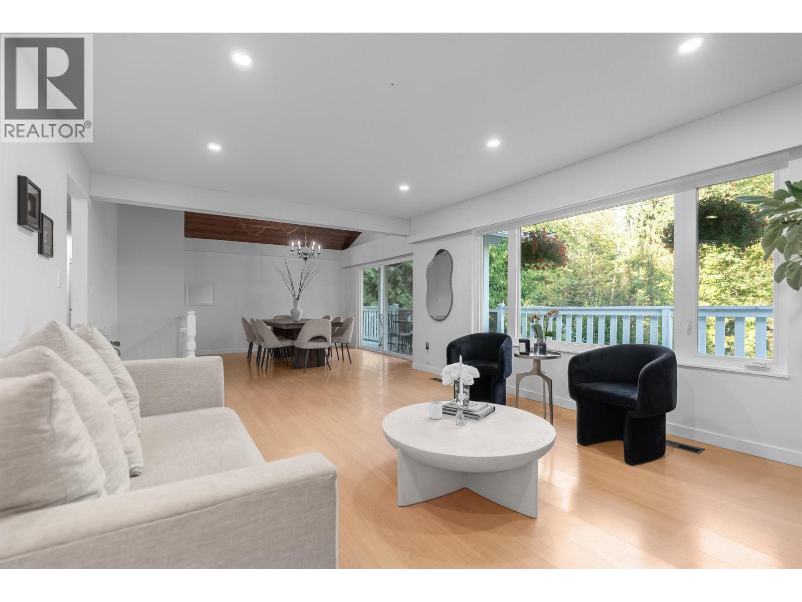 1835 Arborlynn Drive, North Vancouver, British Columbia  V7J 2V7 - Photo 5 - R3172792