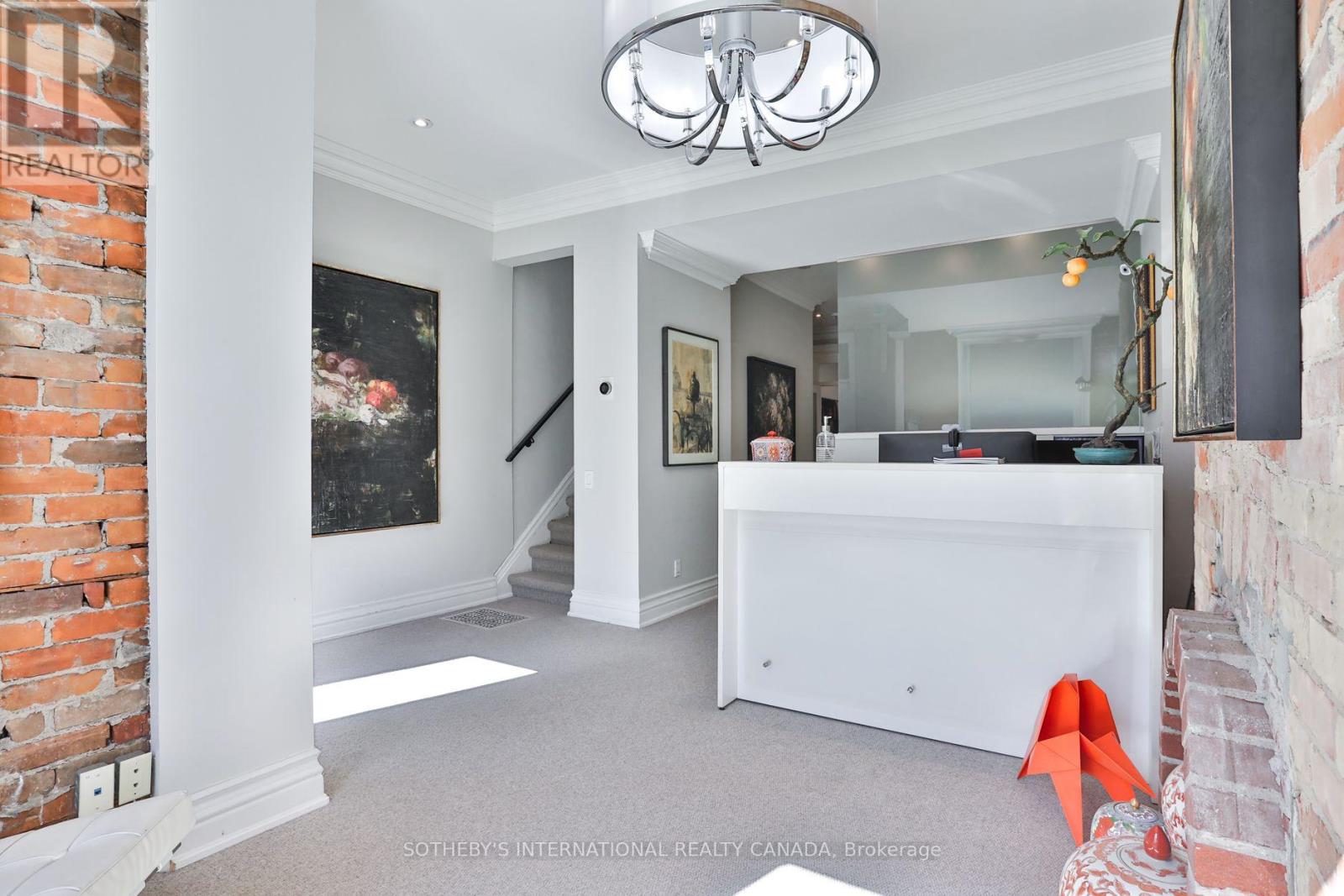 192 Davenport Road, Toronto, Ontario  M5R 1J2 - Photo 3 - C13866984