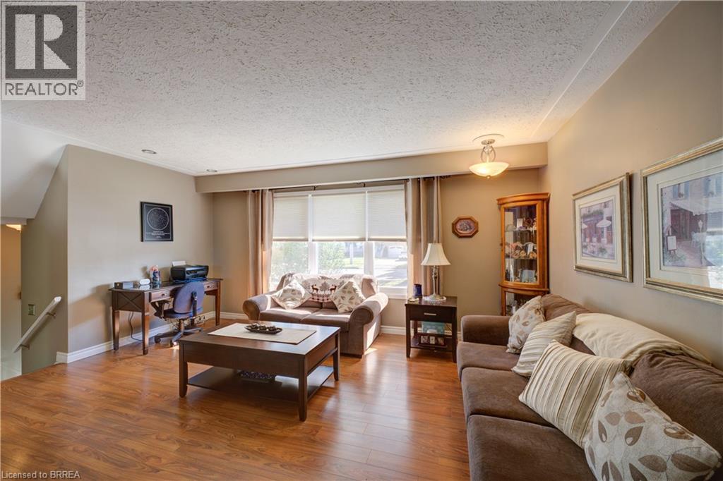 367 Fairview Drive, Brantford, Ontario  N3R 2X7 - Photo 10 - 40866245
