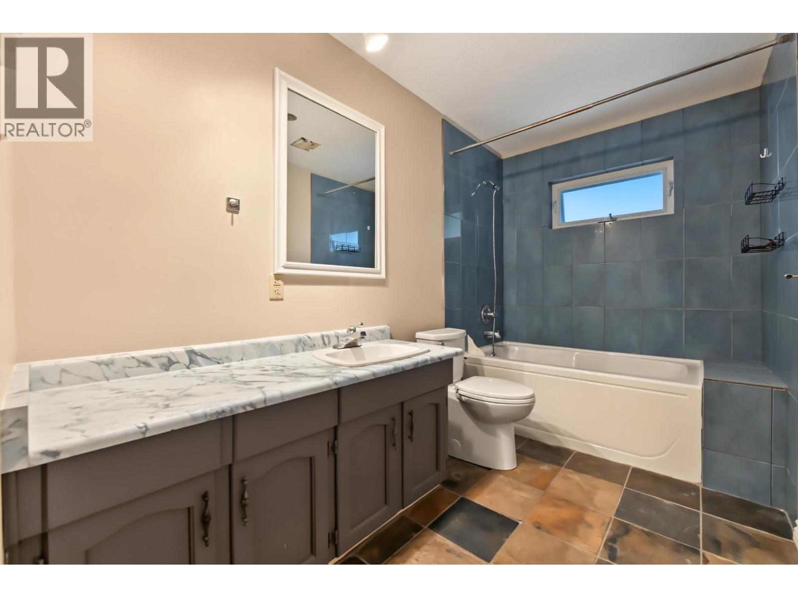 1467 Enderby Avenue, Delta, British Columbia  V4L 1S6 - Photo 12 - R3172466