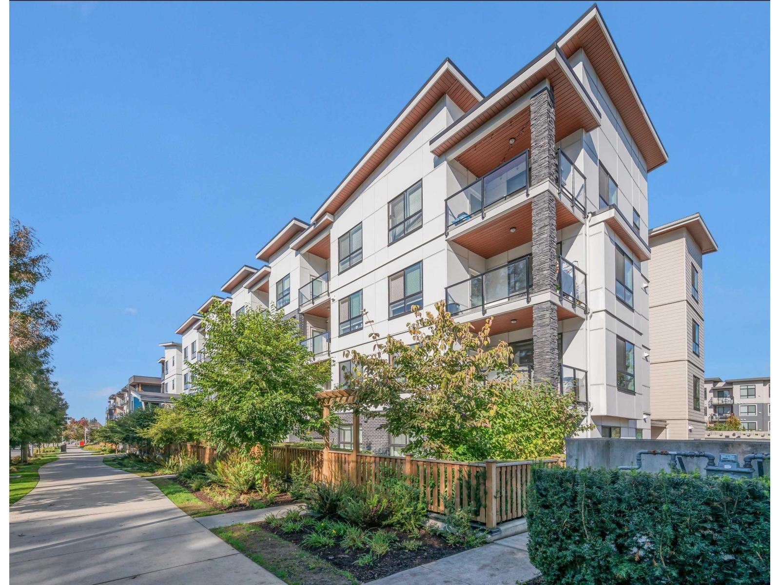 309 20362 72b Avenue, Langley, British Columbia  V2Y 5K4 - Photo 2 - R3172811