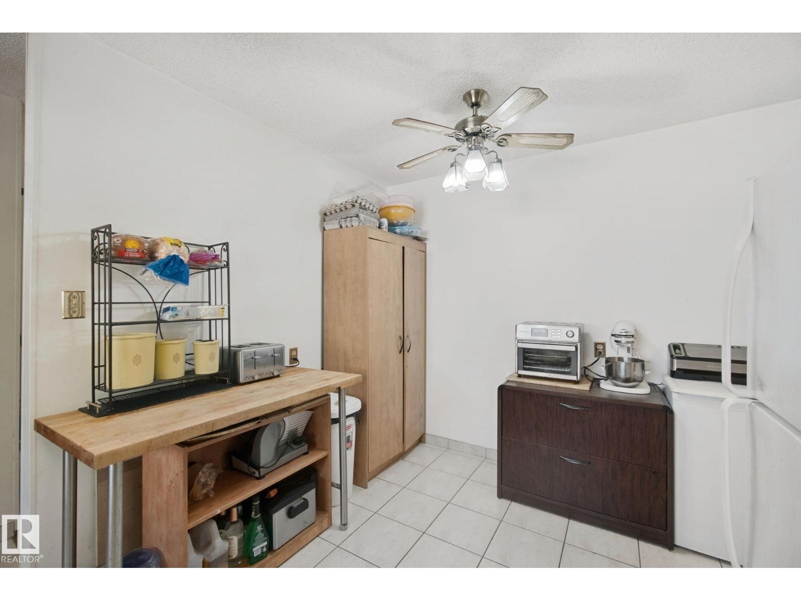 10824 35 AV NW