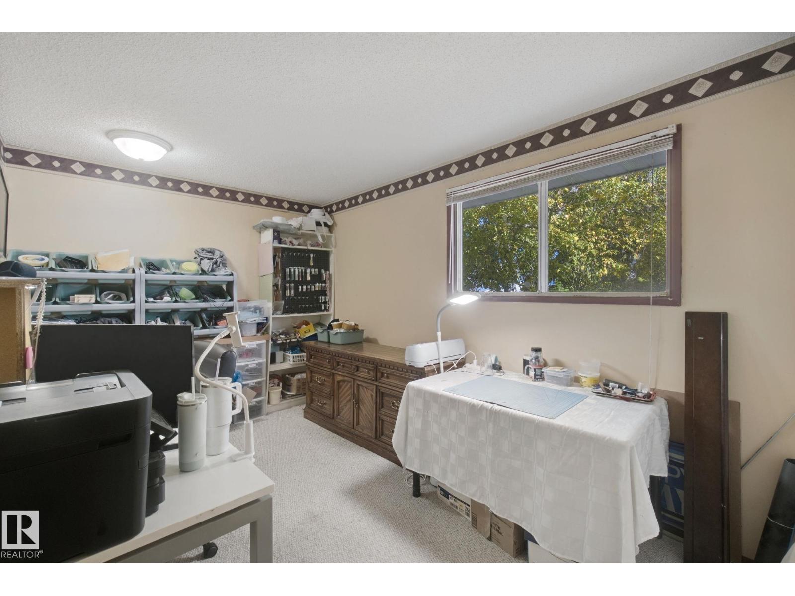 10824 35 AV NW