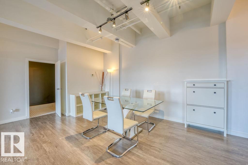 #302 10105 109 ST NW