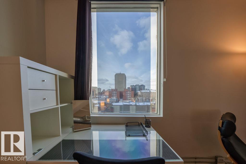 #302 10105 109 ST NW