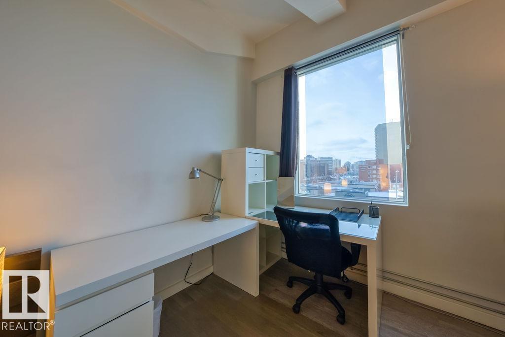 #302 10105 109 ST NW
