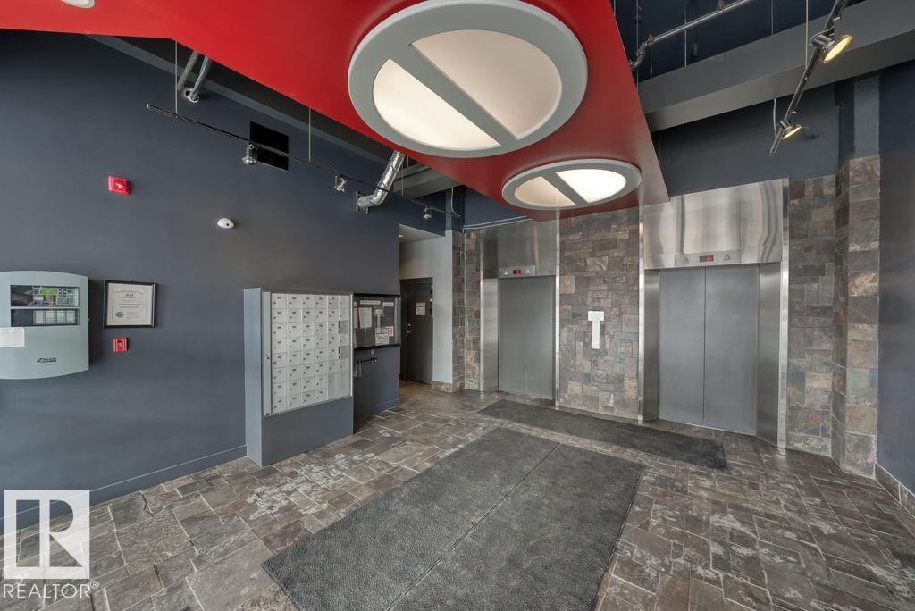 #302 10105 109 ST NW