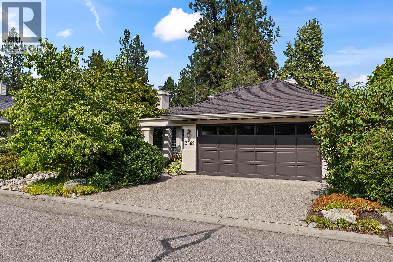 3889 Gallaghers Grange, Kelowna, British Columbia