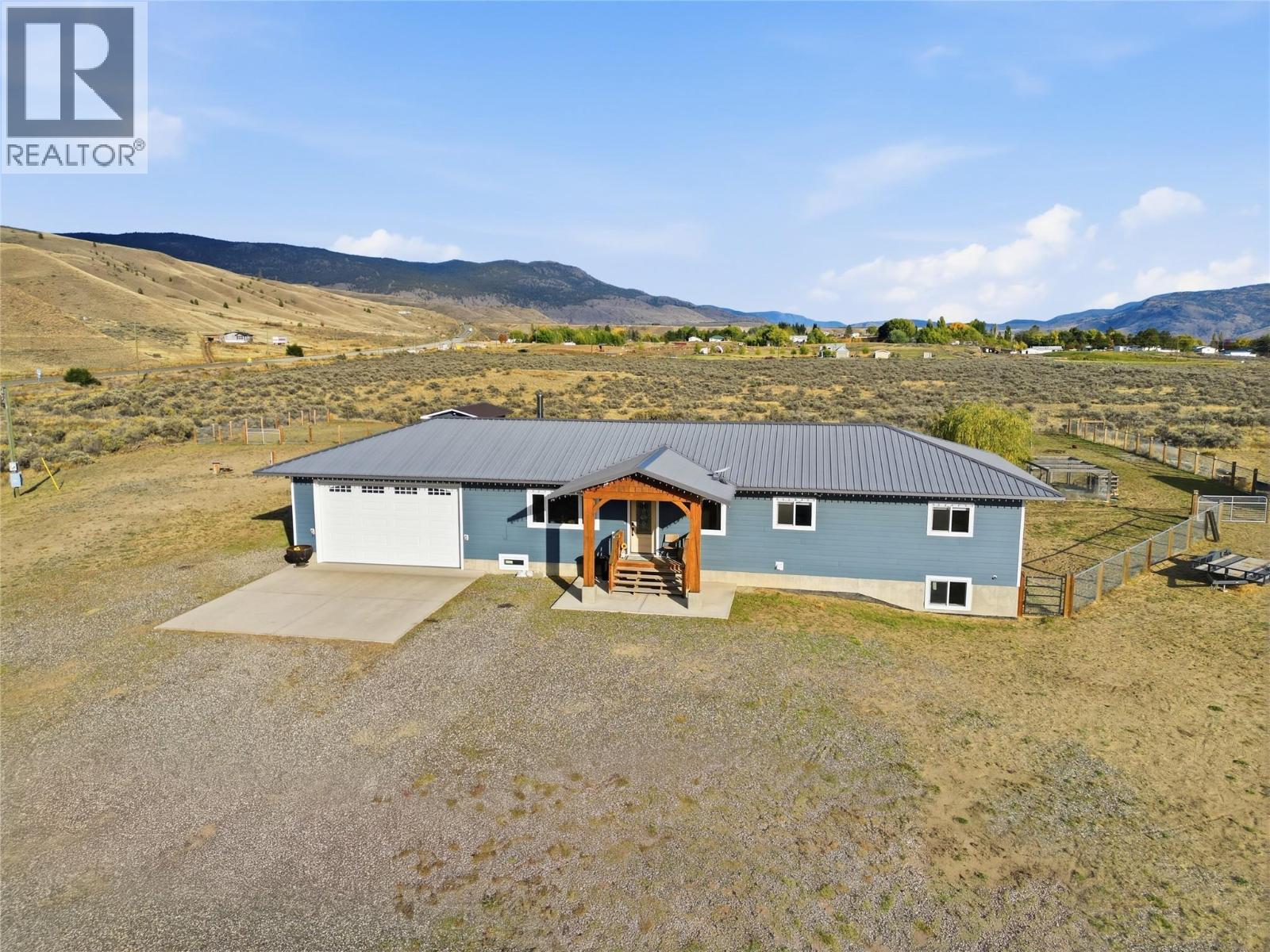 6536 Ashcroft Road, Cache Creek, British Columbia  V0K 2J0 - Photo 3 - 10402820