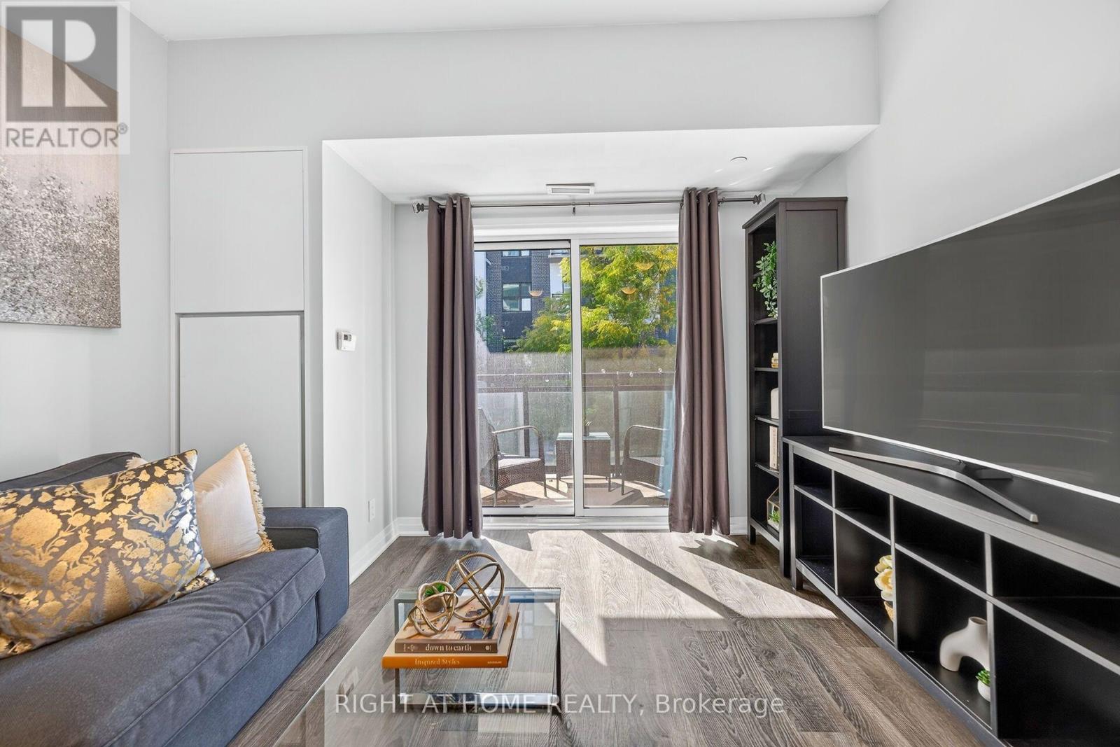 229 - 128 Grovewood Common, Oakville, Ontario  L6H 0X3 - Photo 13 - W13867726