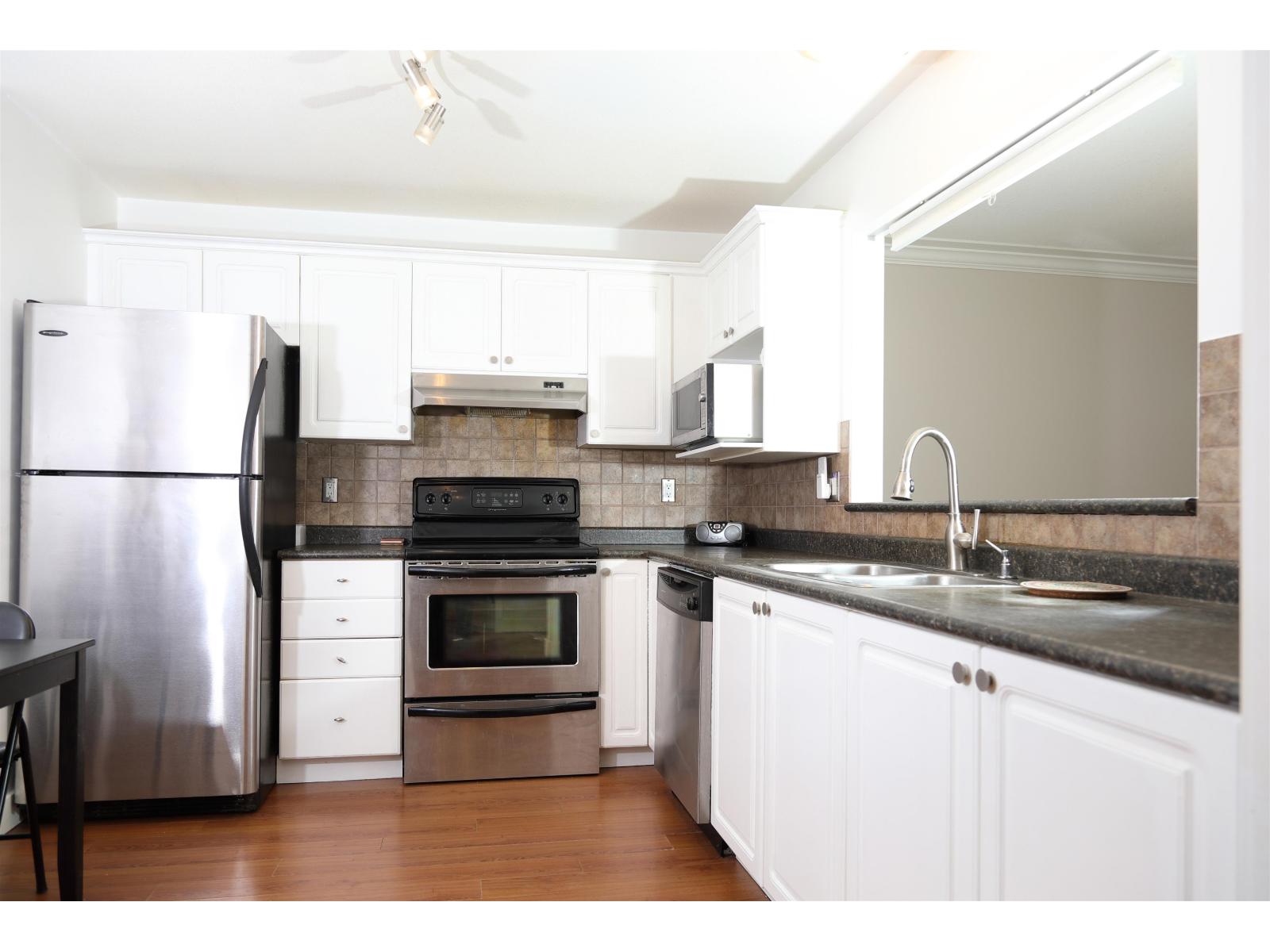 206 12633 72 Avenue, Surrey, British Columbia  V3W 0A4 - Photo 9 - R3172767