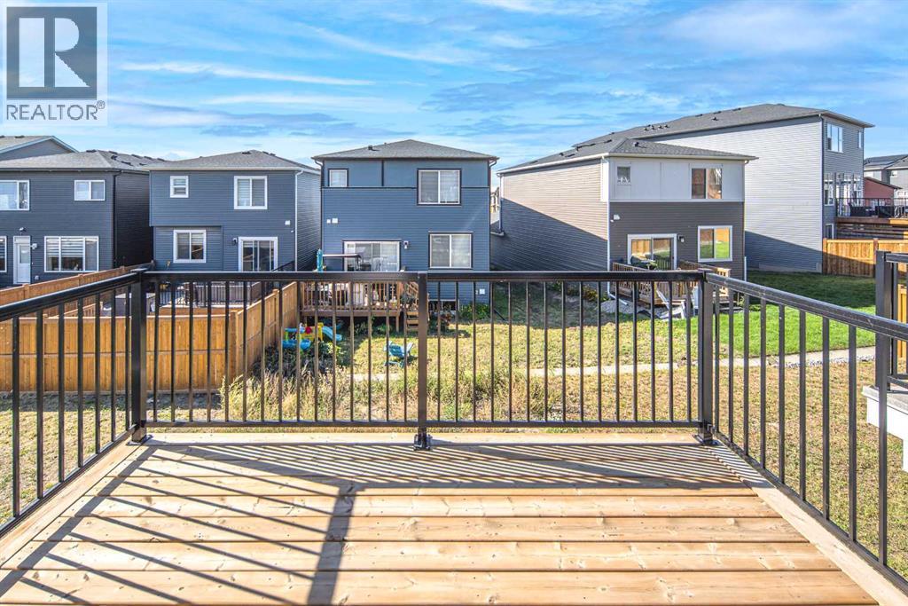 47 Carringvue Passage NW, Calgary, Alberta  T3P 2G4 - Photo 36 - A2348734