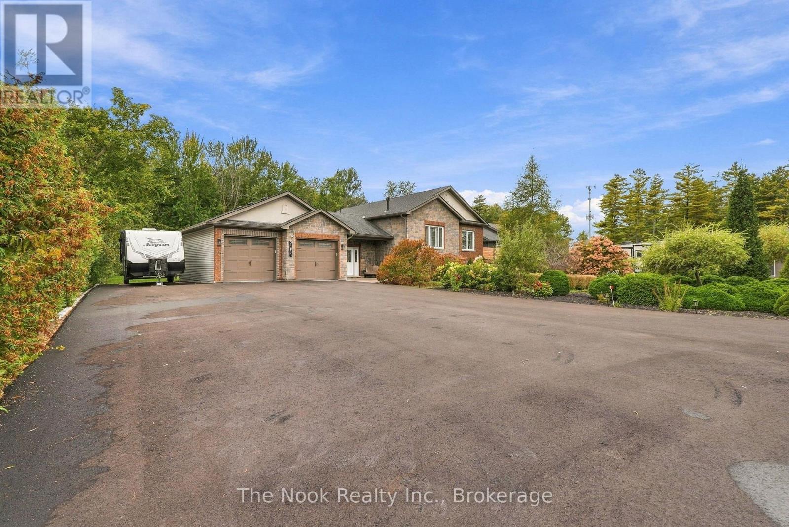 21611 Loyalist Parkway, Prince Edward County, Ontario  K0K 1L0 - Photo 49 - X13862056