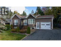 56 des Gouverneurs Street, Edmundston, New Brunswick