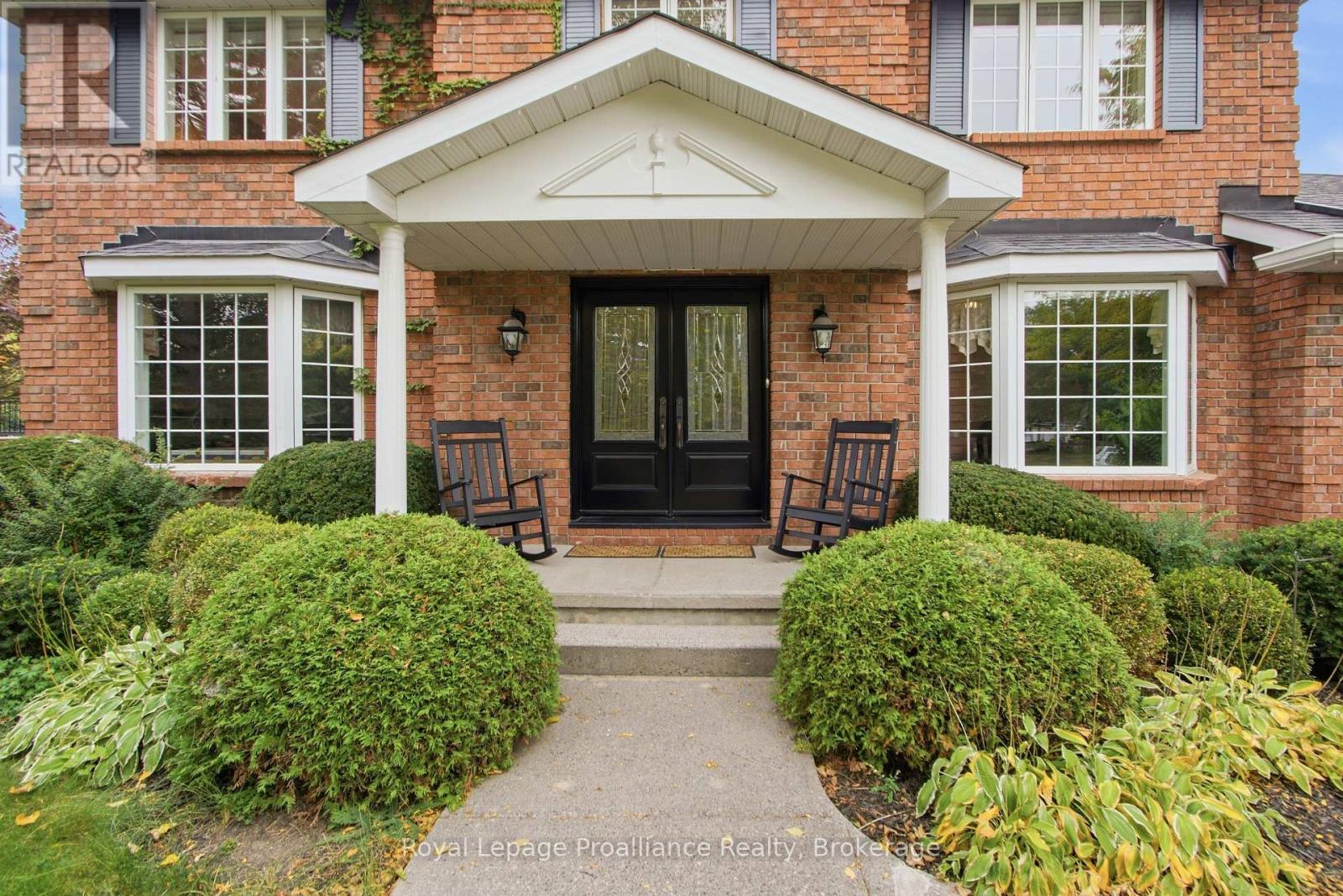 27 Hastings Park Drive, Belleville, Ontario  K8P 5G4 - Photo 2 - X13867760