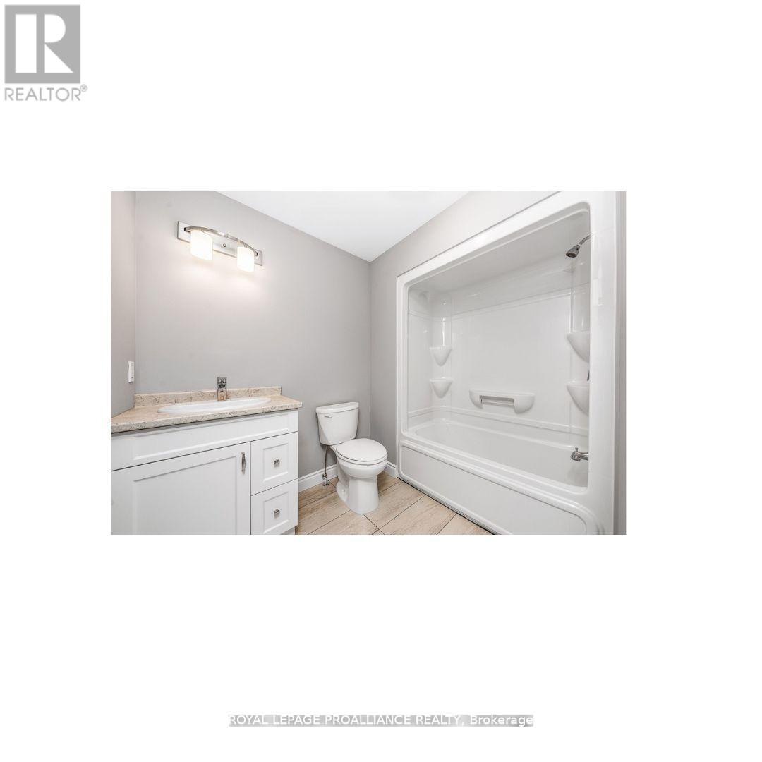 Blk 14-222 Homewood Avenue, Trent Hills, Ontario  K0L 1Y0 - Photo 5 - X13868004