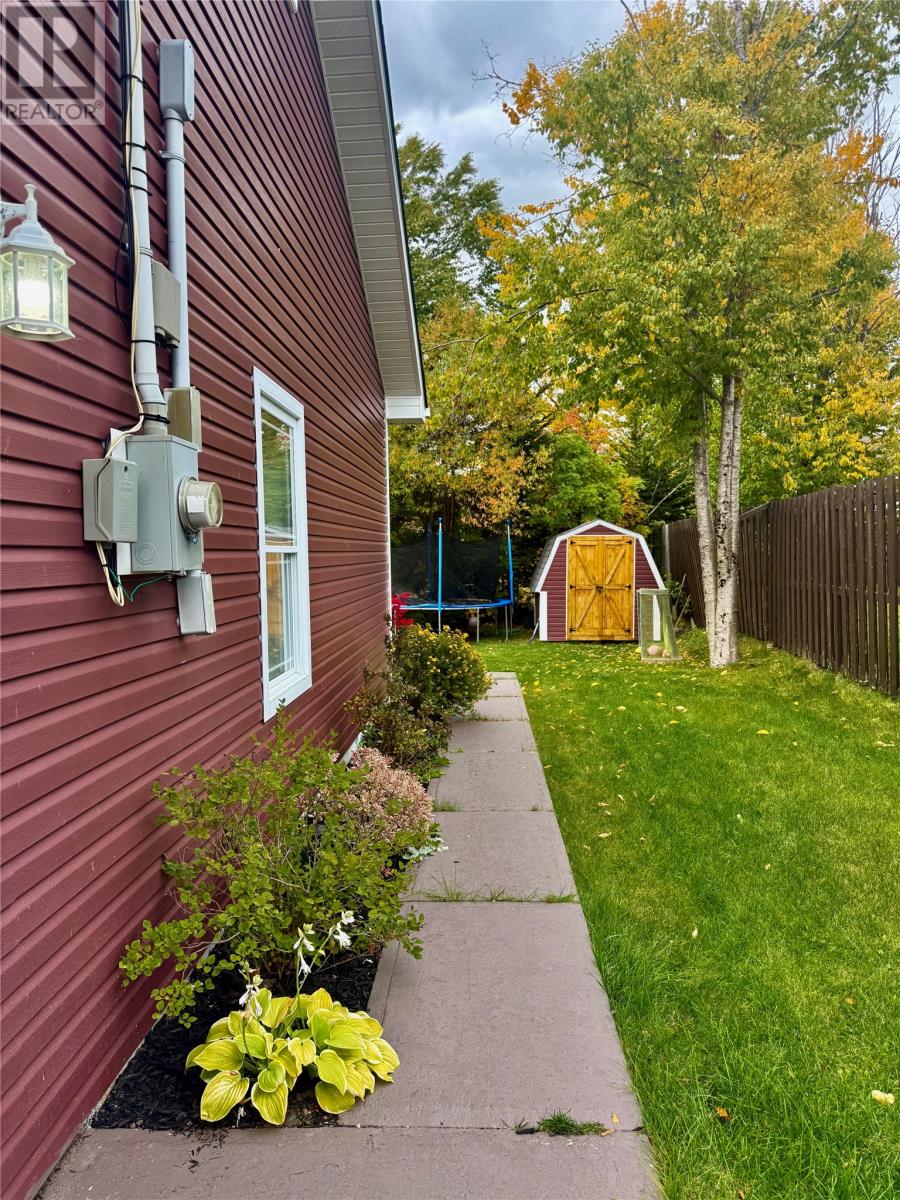 2A Riverside Drive, Deer Lake — photo 41