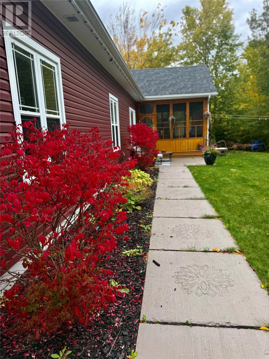 2A Riverside Drive, Deer Lake — photo 42