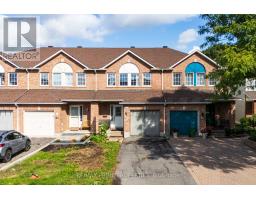 33 INVERKIP AVENUE, Ottawa, Ontario