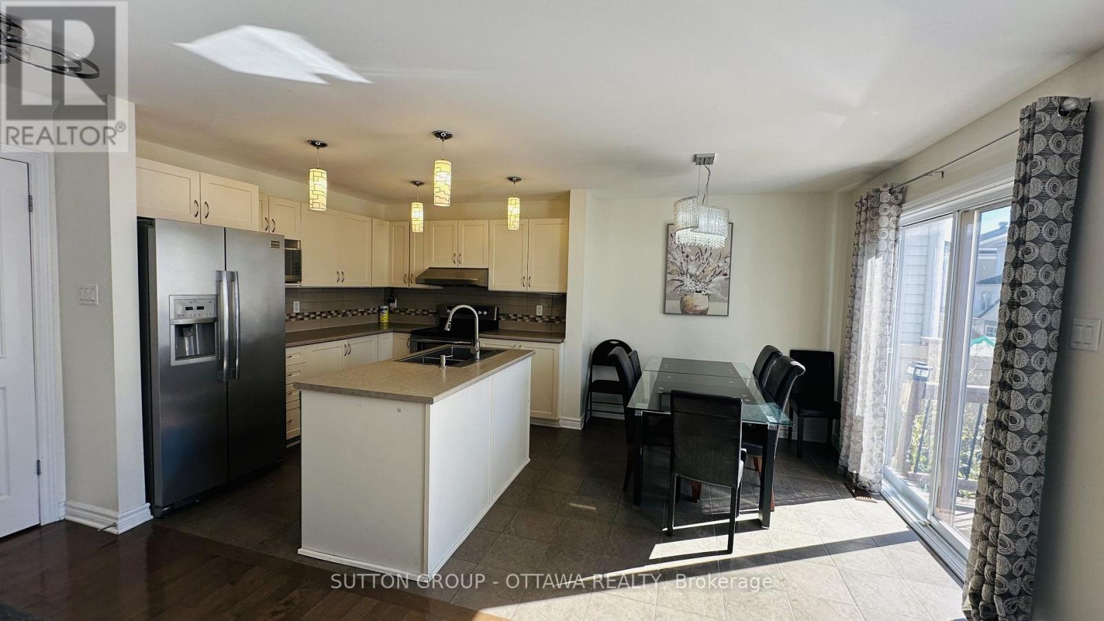608 Clearbrook Drive, Ottawa, Ontario  K2J 5S2 - Photo 5 - X13868058