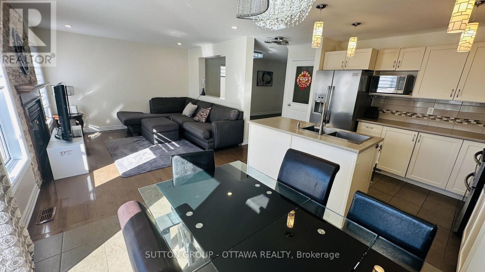 608 Clearbrook Drive, Ottawa, Ontario  K2J 5S2 - Photo 6 - X13868058