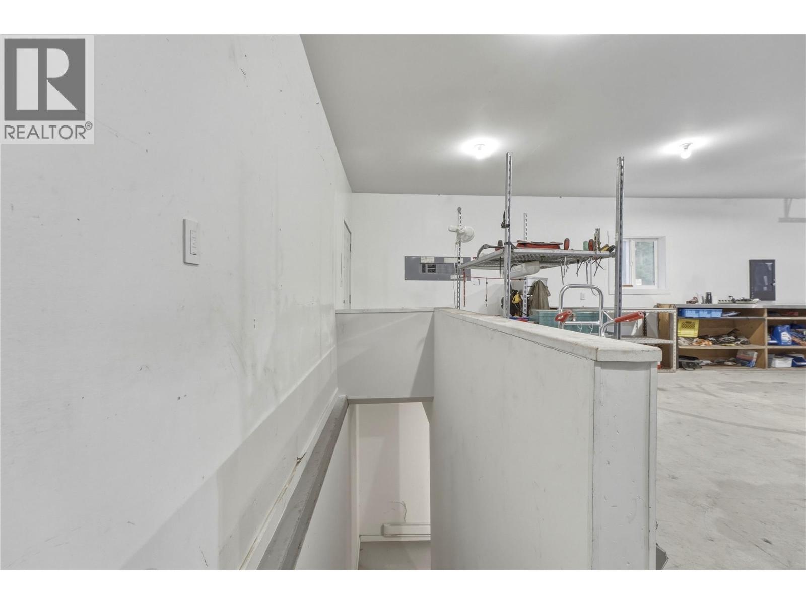 10824 Westshore Road, Vernon, British Columbia  V1H 2C3 - Photo 43 - 10402745