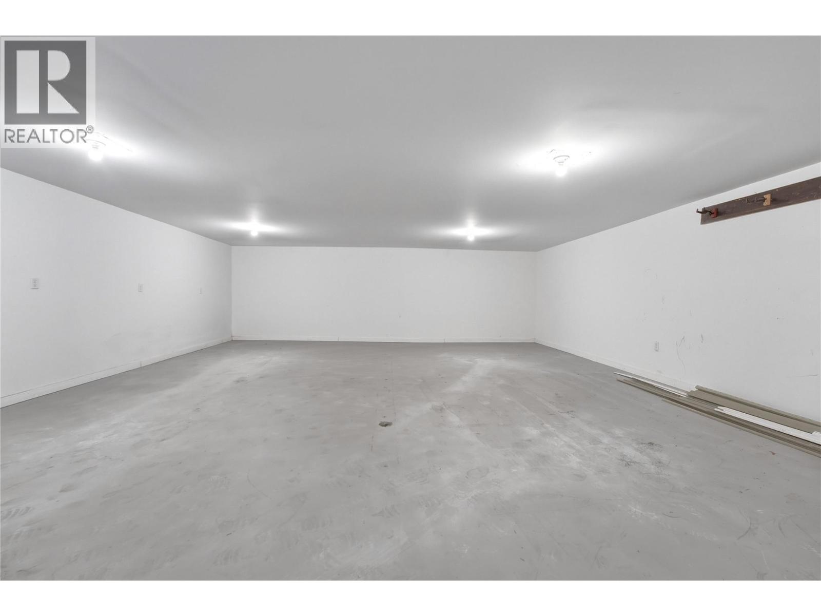 10824 Westshore Road, Vernon, British Columbia  V1H 2C3 - Photo 45 - 10402745