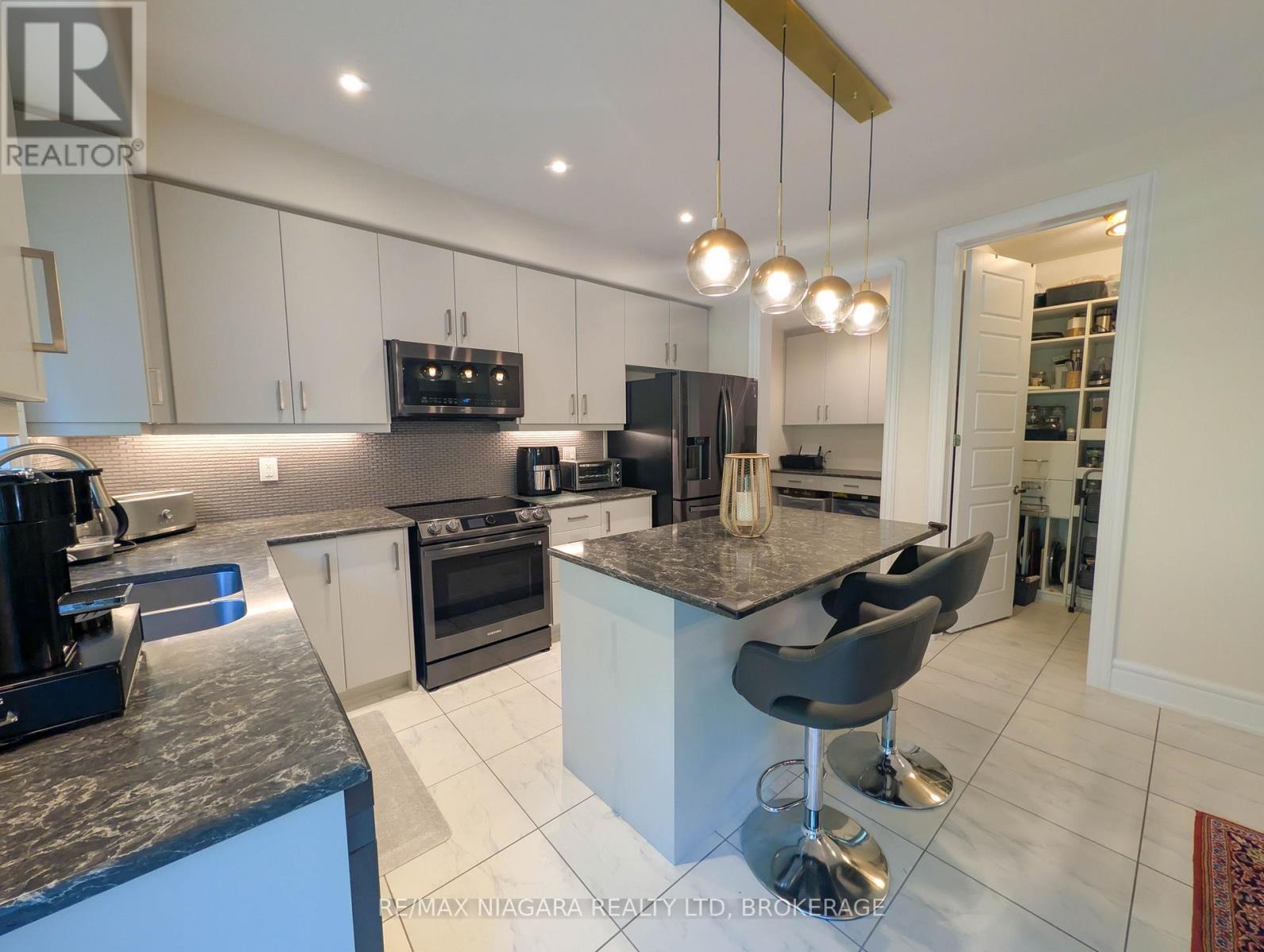 7868 Odell Crescent, Niagara Falls, Ontario  L2H 3R6 - Photo 12 - X13867988