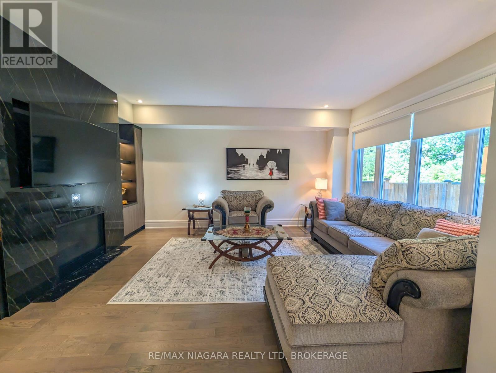 7868 Odell Crescent, Niagara Falls, Ontario  L2H 3R6 - Photo 3 - X13867988