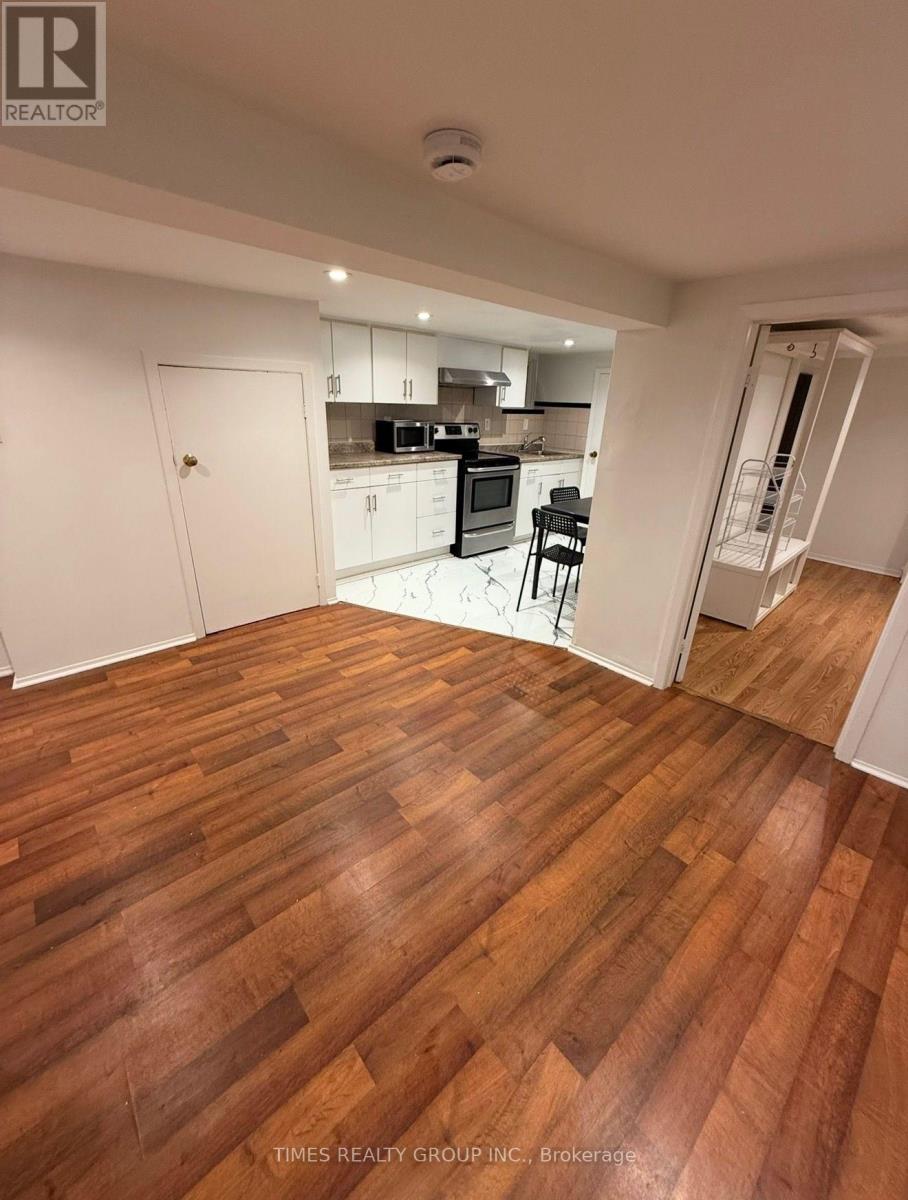 Lower - 24 Coolmine Road, Toronto, Ontario  M6J 3E9 - Photo 9 - C13867918