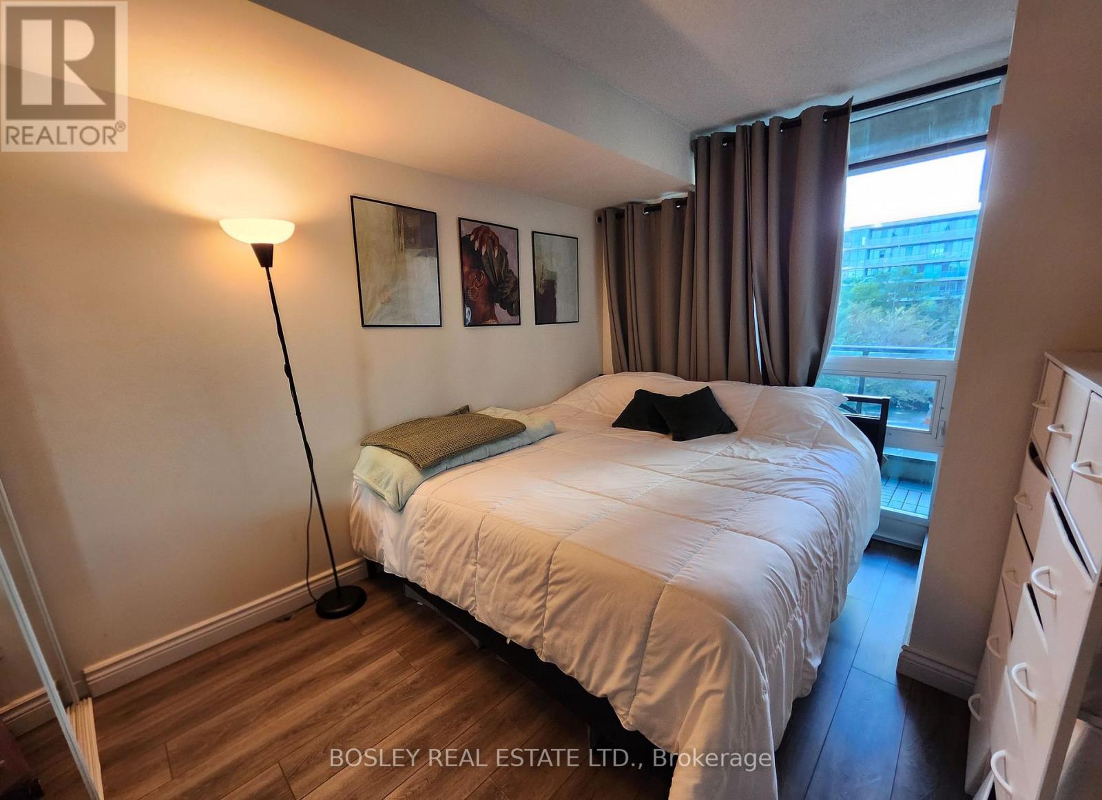 414 - 215 Fort York Boulevard, Toronto, Ontario  M5V 4A2 - Photo 6 - C13868036
