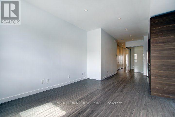 2 - 492 Danforth Avenue, Toronto, Ontario  M4K 1P6 - Photo 3 - E13867782