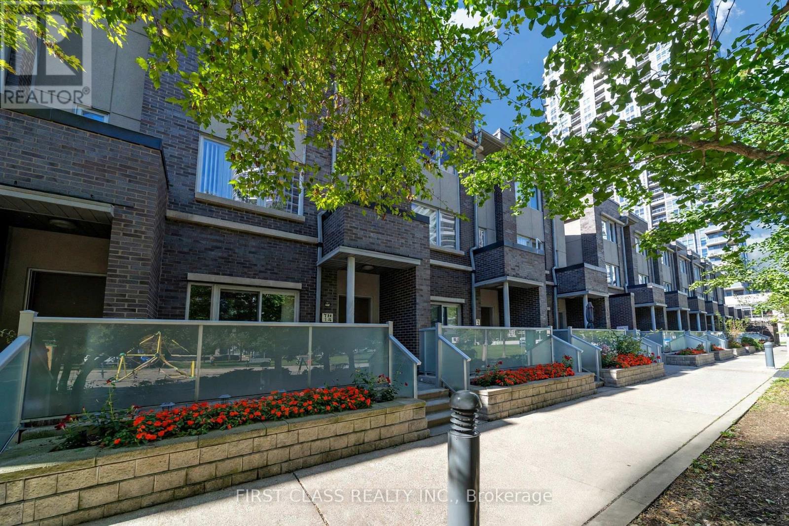 14 - 310 Village Green Square, Toronto, Ontario  M1S 0L1 - Photo 3 - E13867798