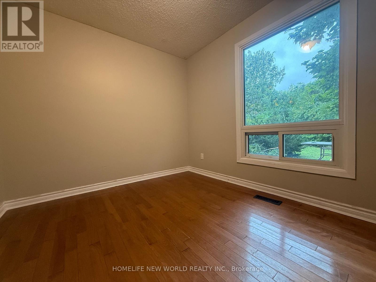 Main, Lower - 12 Jacob Drive, Whitby, Ontario  L1P 1B1 - Photo 11 - E13867862