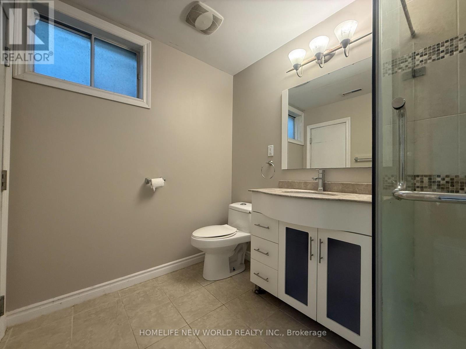 Main, Lower - 12 Jacob Drive, Whitby, Ontario  L1P 1B1 - Photo 19 - E13867862