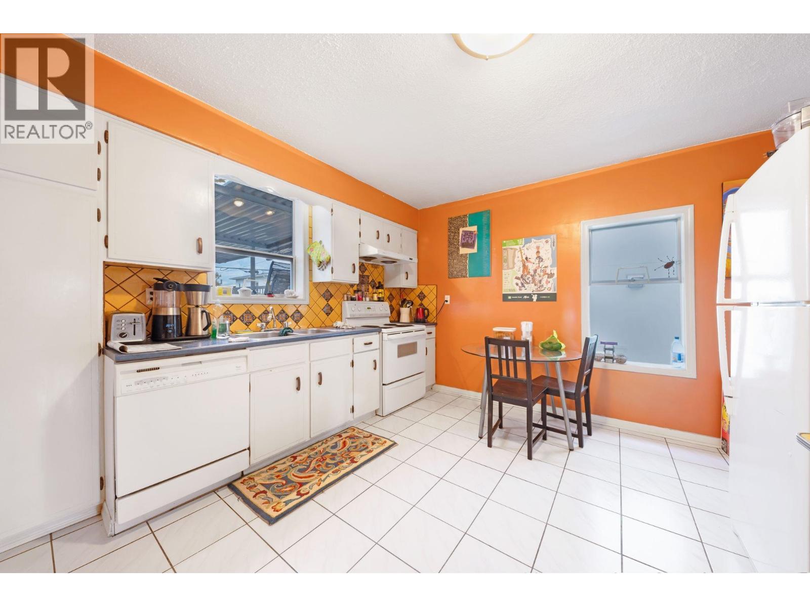 2865 Grant Street, Vancouver, British Columbia  V5K 3H4 - Photo 12 - R3172638