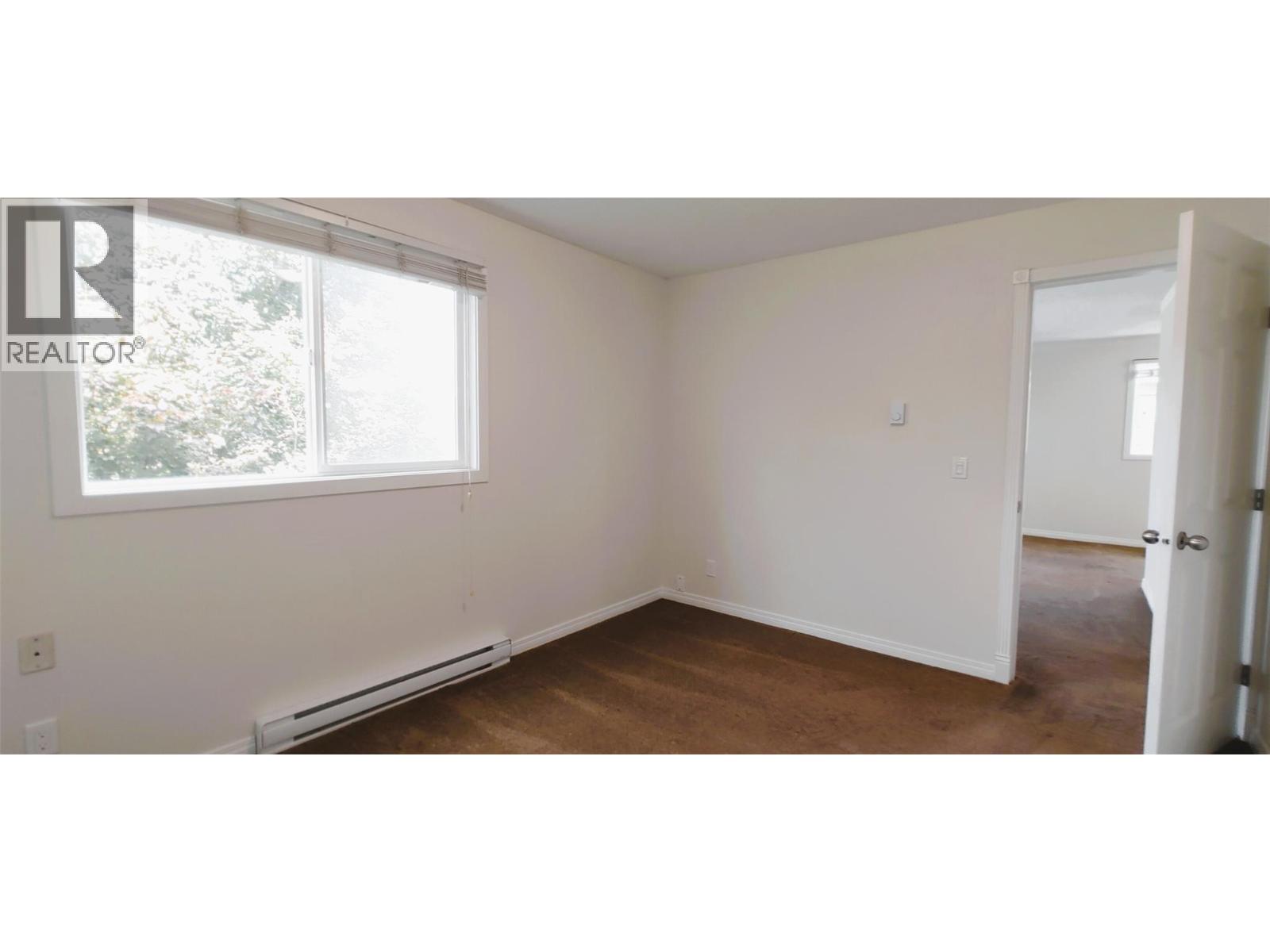 625 Rowcliffe Avenue Unit# 207
