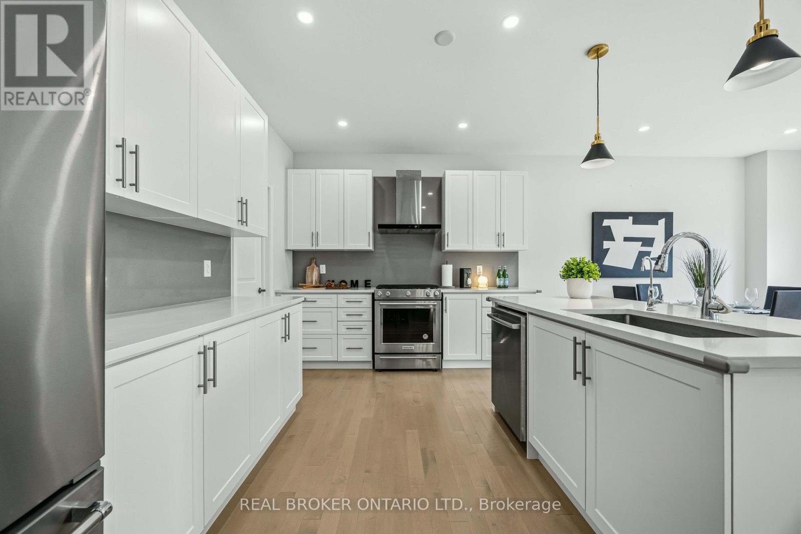 12 Seedling Crescent, Whitchurch-Stouffville, Ontario  L4A 4V4 - Photo 13 - N13867962