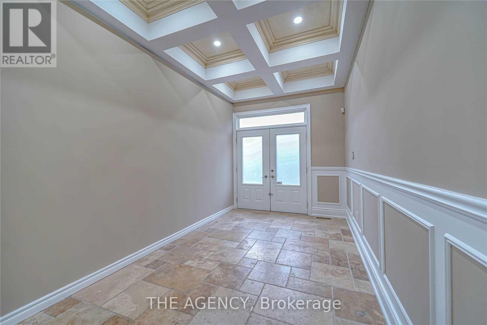 Main Floor - 83 Elm Avenue, Richmond Hill, Ontario  L4C 6K8 - Photo 8 - N13867972