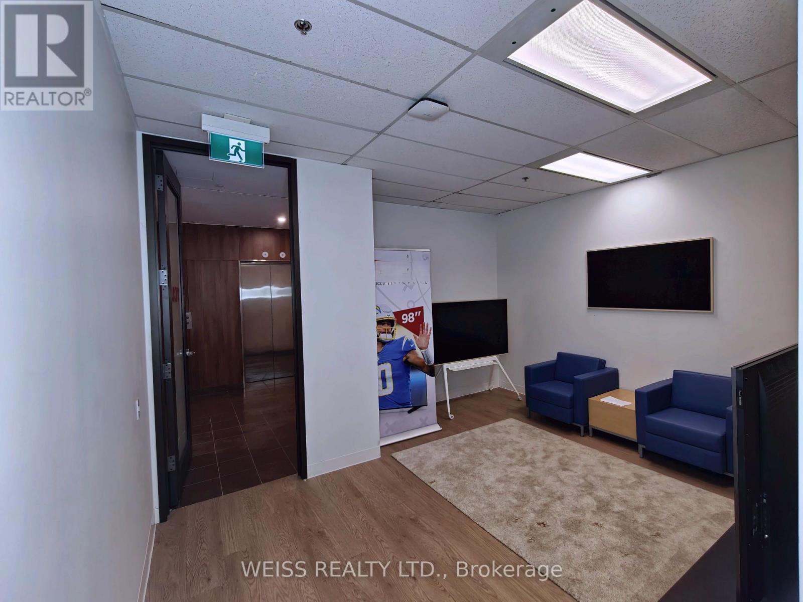 E201 - 675 Cochrane Drive, Markham, Ontario  L3R 0B8 - Photo 10 - N13868034