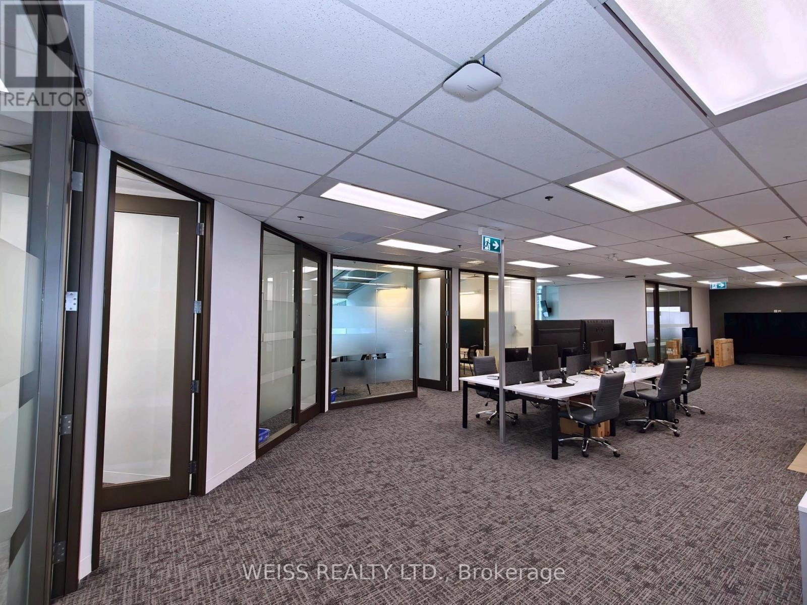 E201 - 675 Cochrane Drive, Markham, Ontario  L3R 0B8 - Photo 18 - N13868034