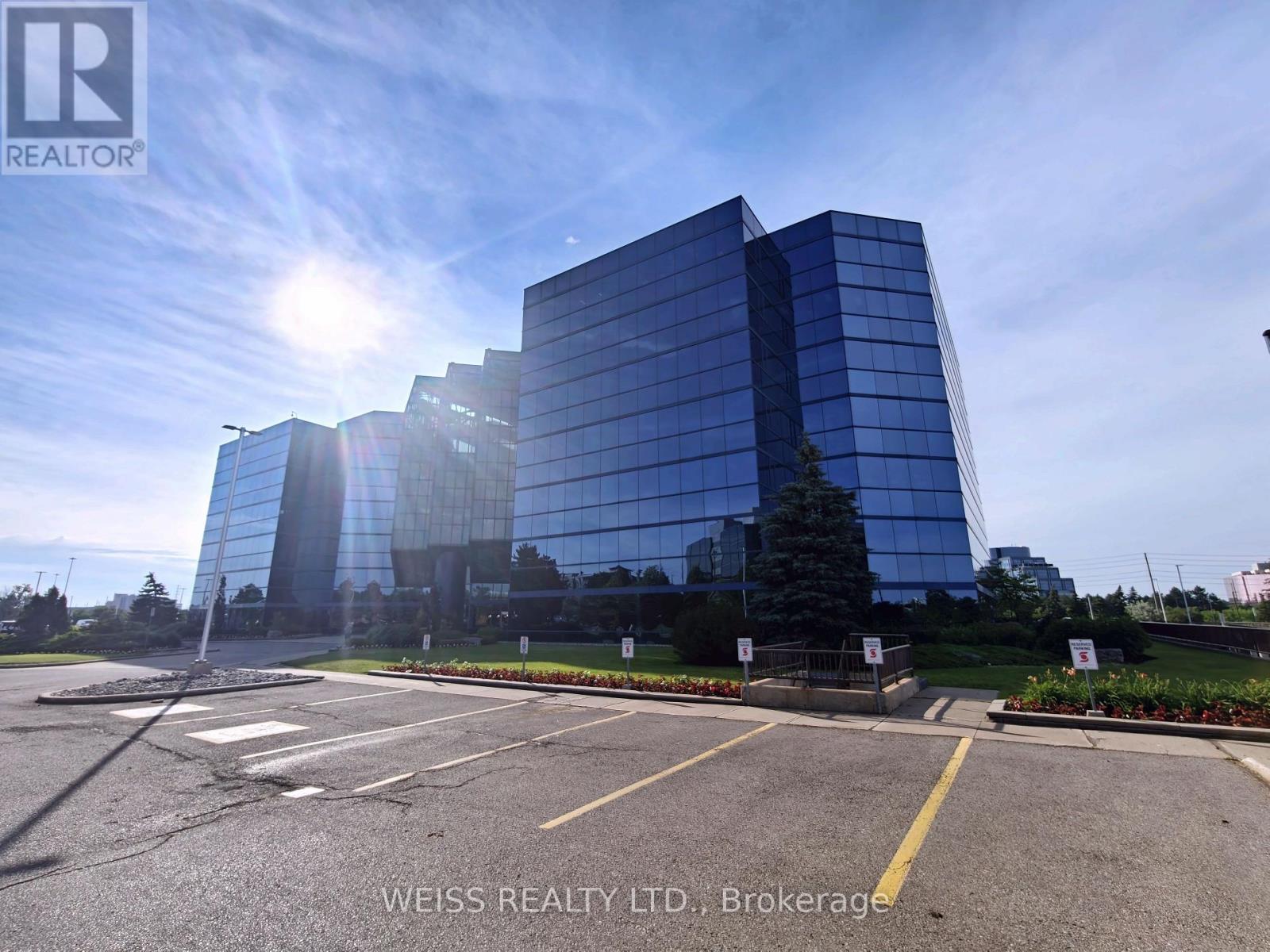 E201 - 675 Cochrane Drive, Markham, Ontario  L3R 0B8 - Photo 3 - N13868034