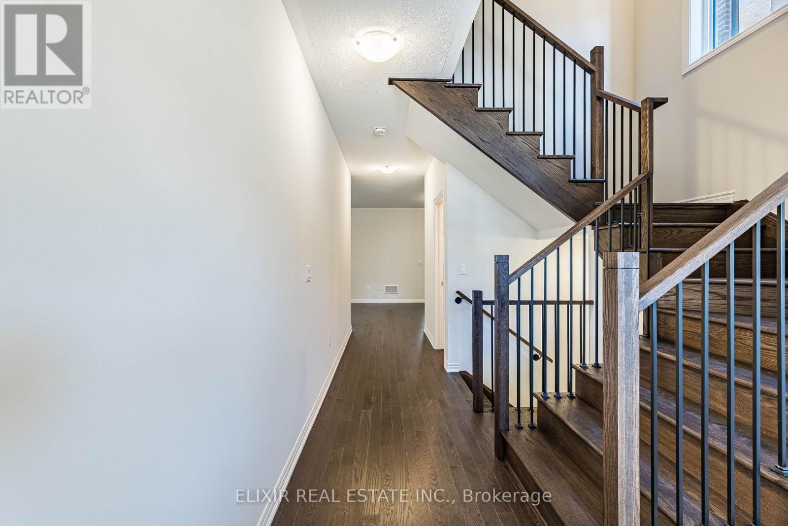 37 Speers Avenue, Caledon, Ontario  L7C 1Z9 - Photo 4 - W13867744