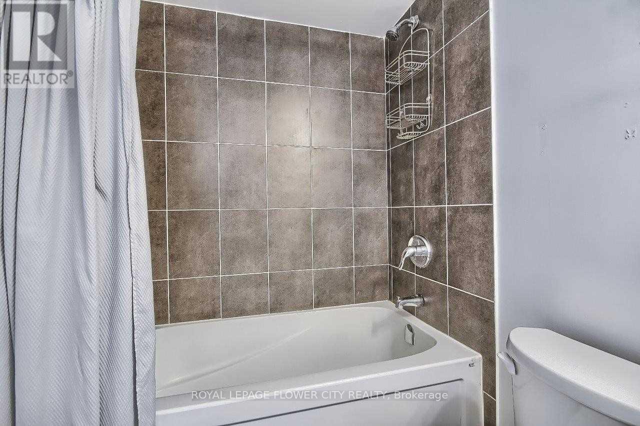 2002 - 1410 Dupont Street, Toronto, Ontario  M6H 0B6 - Photo 13 - W13867780
