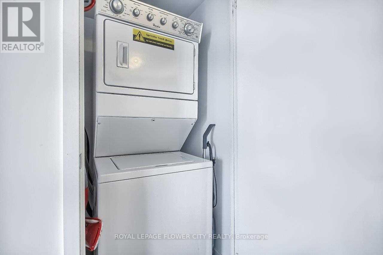 2002 - 1410 Dupont Street, Toronto, Ontario  M6H 0B6 - Photo 14 - W13867780