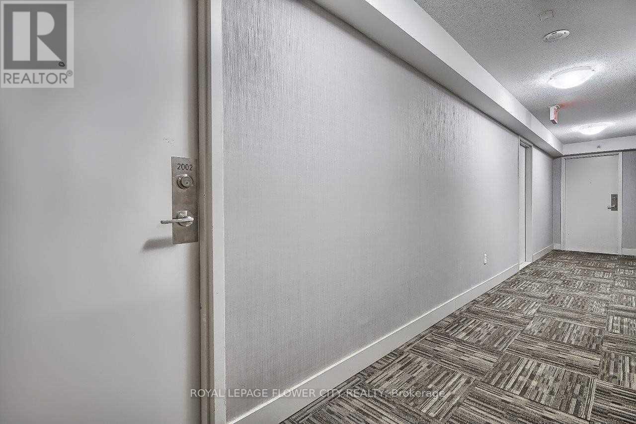2002 - 1410 Dupont Street, Toronto, Ontario  M6H 0B6 - Photo 3 - W13867780