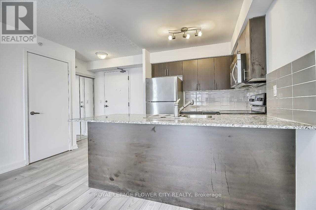 2002 - 1410 Dupont Street, Toronto, Ontario  M6H 0B6 - Photo 5 - W13867780