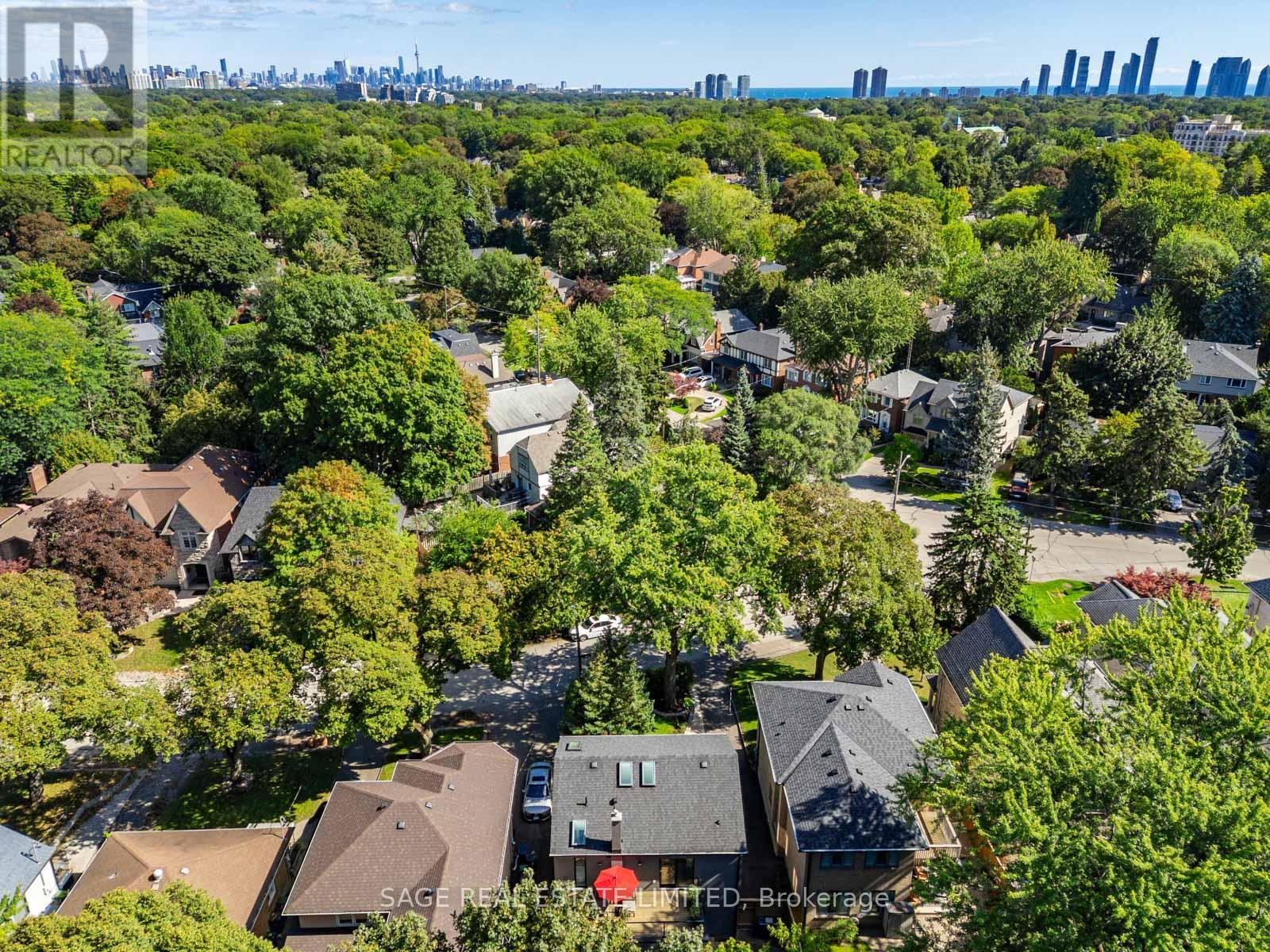 6 Westrose Avenue, Toronto, Ontario  M8X 2A1 - Photo 47 - W13867838