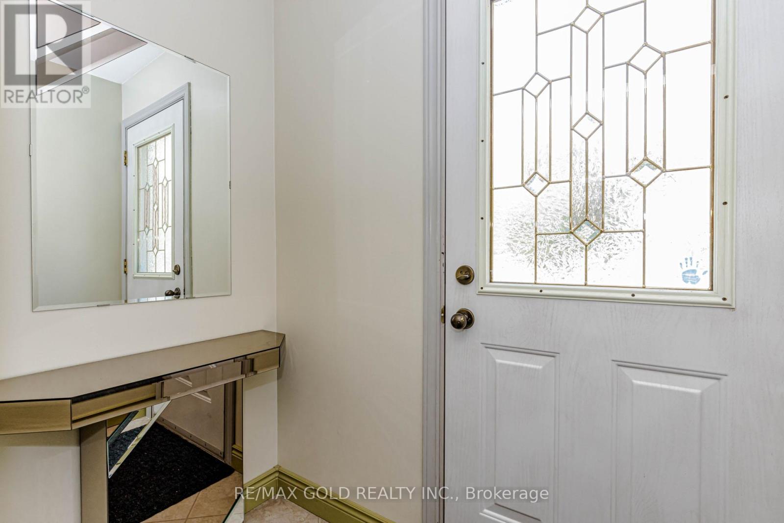 23 Brookdale Crescent, Brampton, Ontario  L6T 1M8 - Photo 6 - W13867872